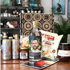 André Pienaar Spicy Gin Box